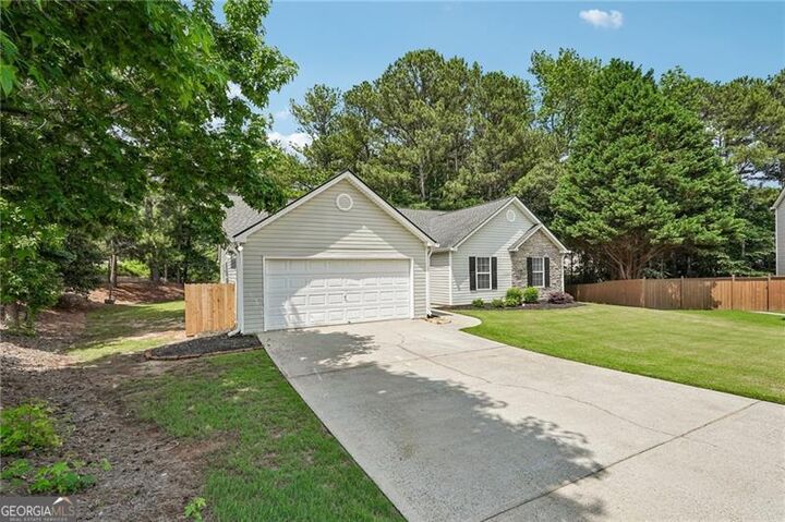 Property Photo:  2782 Wilding Green Lane  GA 30019 