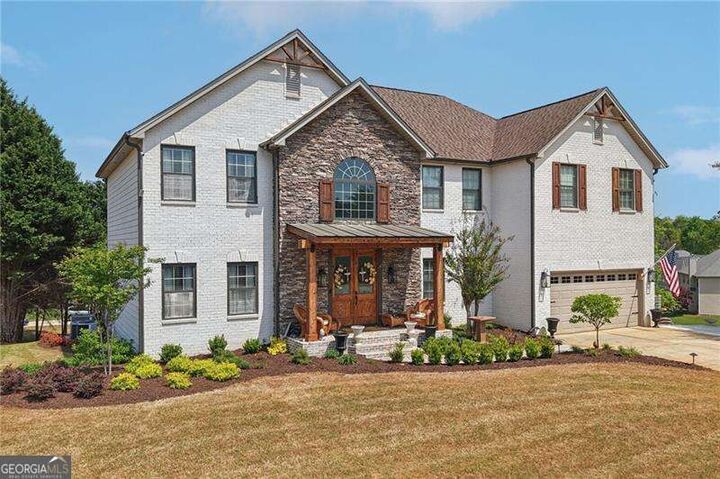 Property Photo: 5803 Little Doe Walk GA 30542