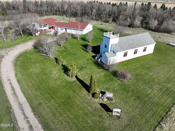 Property Photo: 9537 38th Avenue SE ND 58413