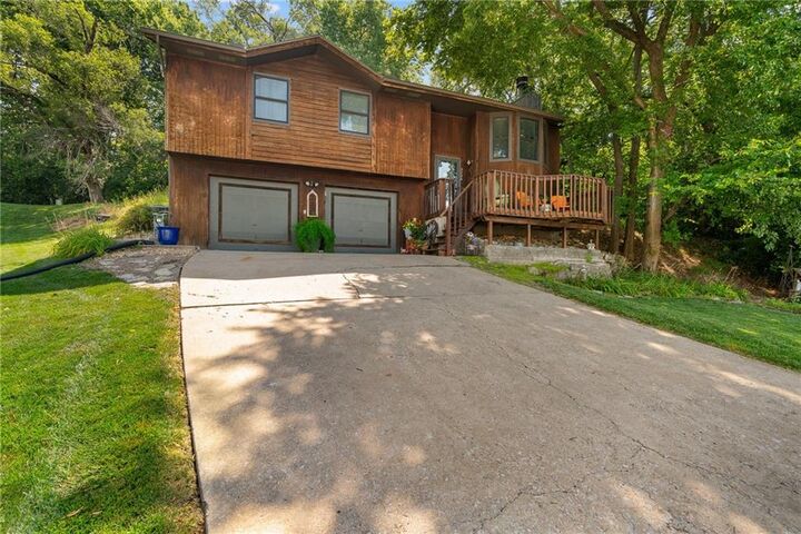 Property Photo: 5724 Miami Avenue KS 66106