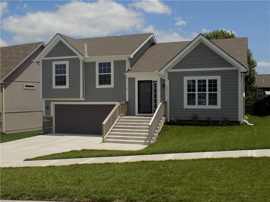 Property Photo:  2211 Pike Street  MO 64503 