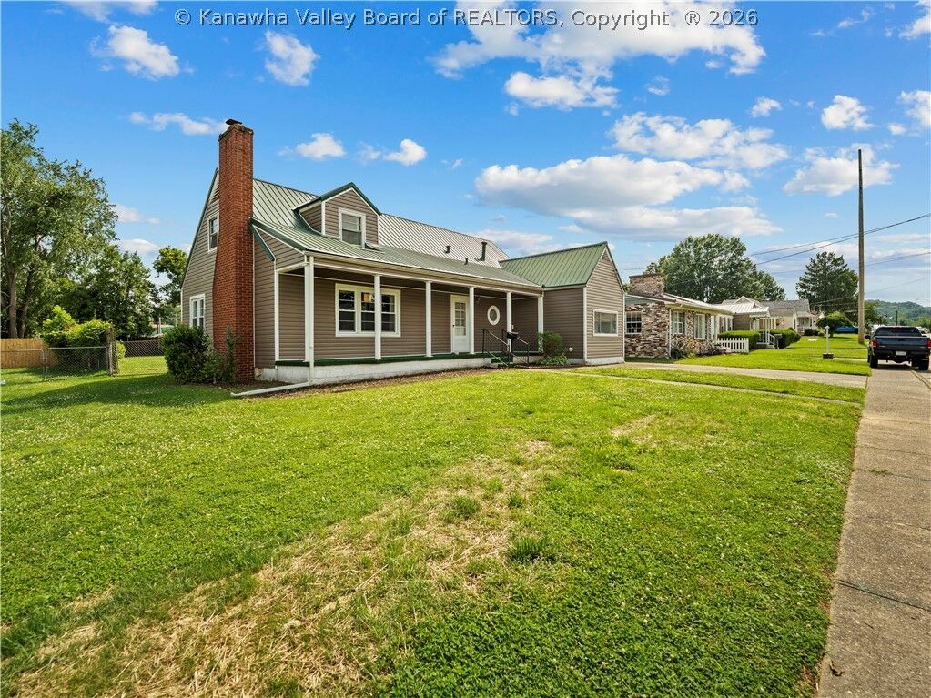 Property Photo:  1216 W 12th Street  WV 25143 