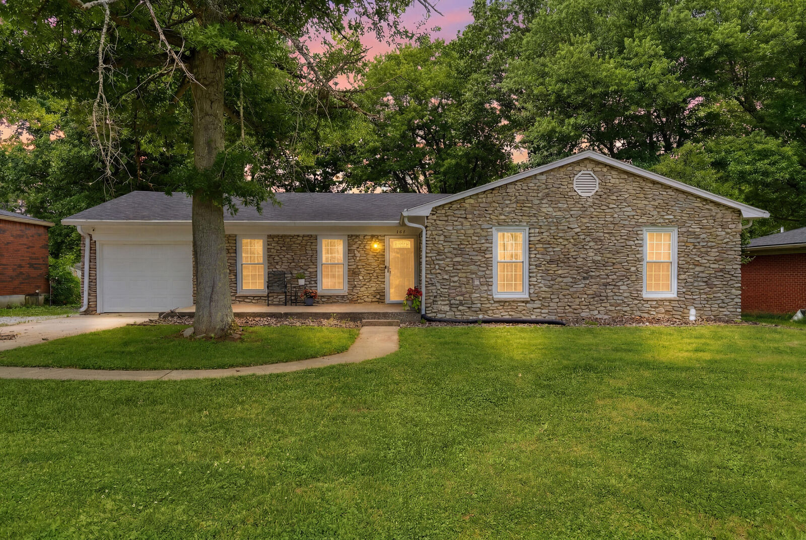 Property Photo: 147 Meadowbrook Drive KY 40601