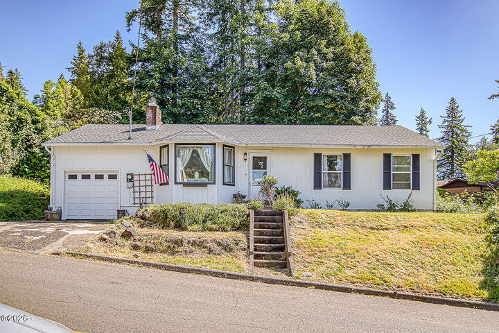 Property Photo: 1535 SE Alder Lane Drive OR 97391