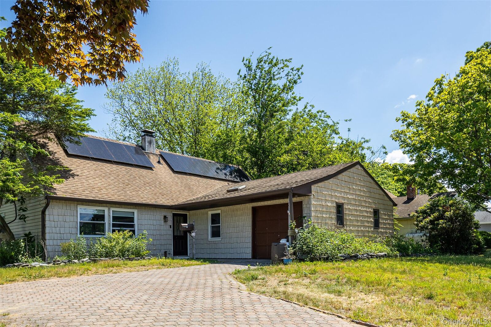 Property Photo: 215 Avondale Drive NY 11720
