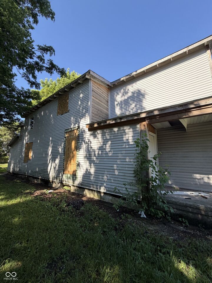 Property Photo:  815 W 28th  IN 46208 