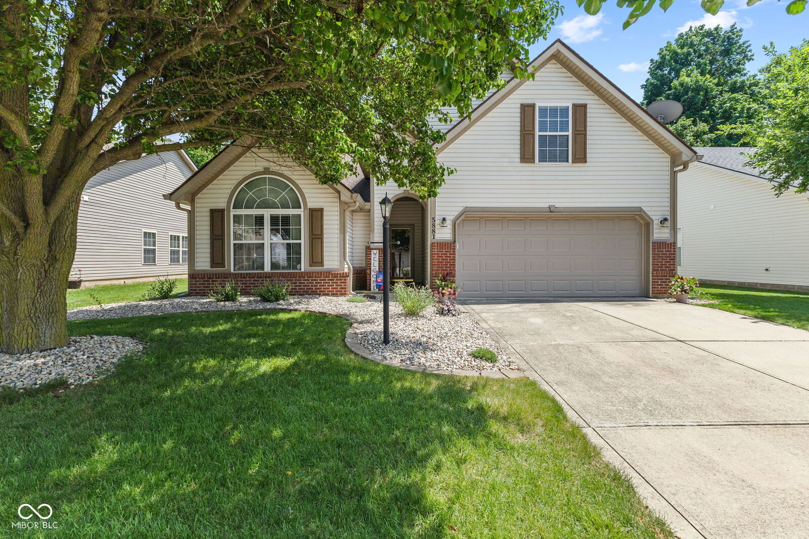 Property Photo:  5881 Lost Oaks Drive  IN 46033 