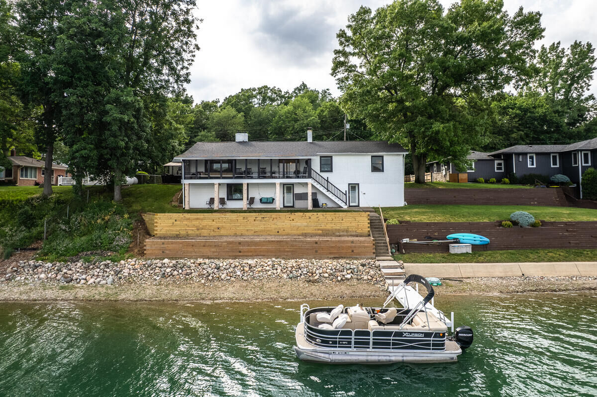 Property Photo: 697 Gilead Shores Drive MI 49028