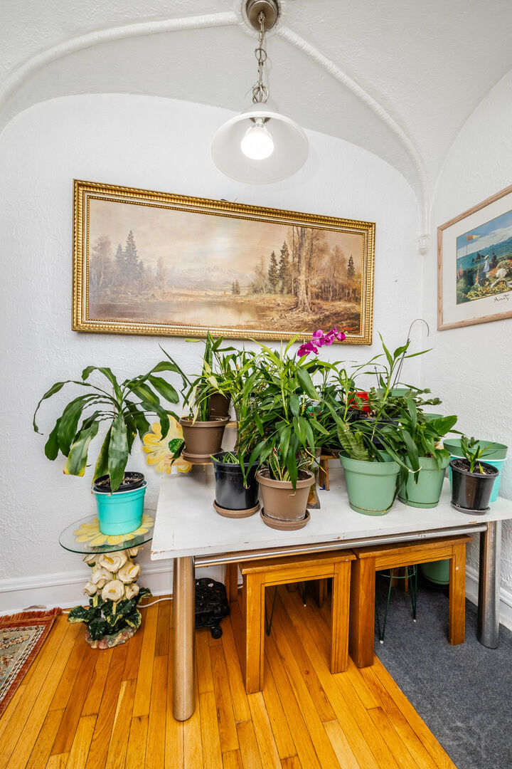 Property Photo: 2559 N Parkside Avenue IL 60639