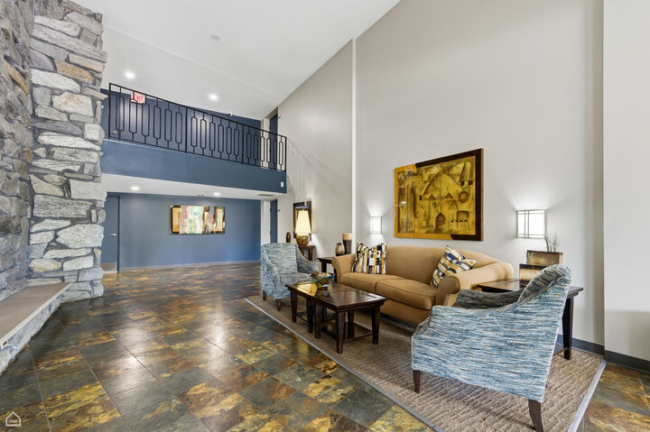 Property Photo:  1198 Royal Glen Drive 126  IL 60137 