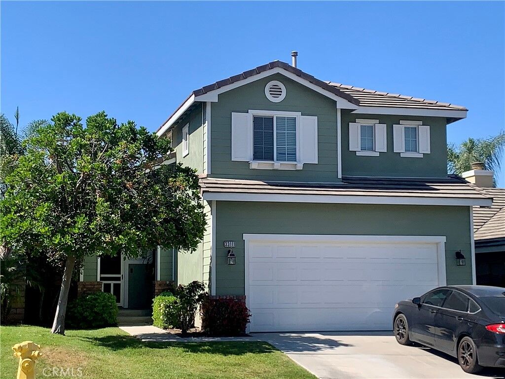 Property Photo: 33111 Eagle Point CA 92399