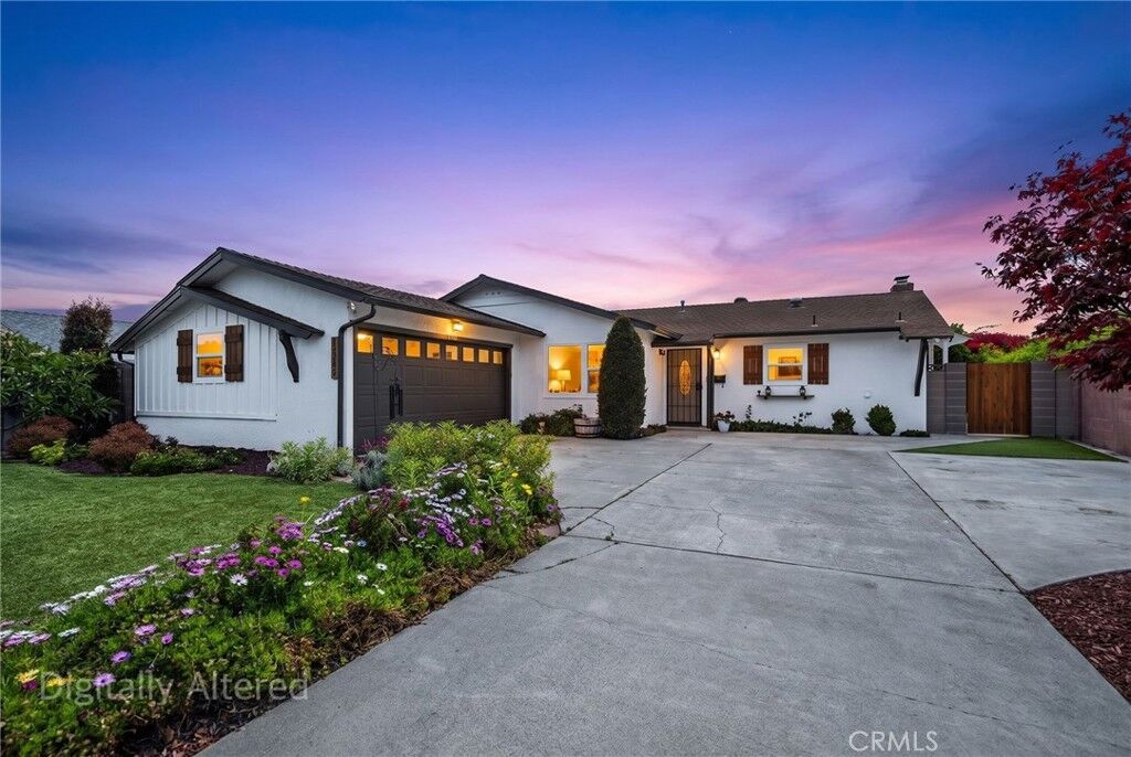 Property Photo:  13792 Willow Lane  CA 92683 