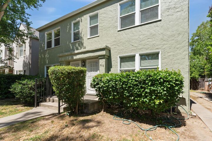 Property Photo: 910 35th Street CA 95816