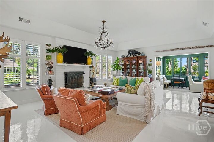 Property Photo:  2 Mackay Lane  GA 31411 