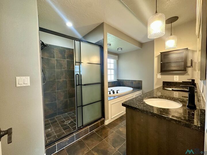 Property Photo: 4313 Springwood Drive NM 88101