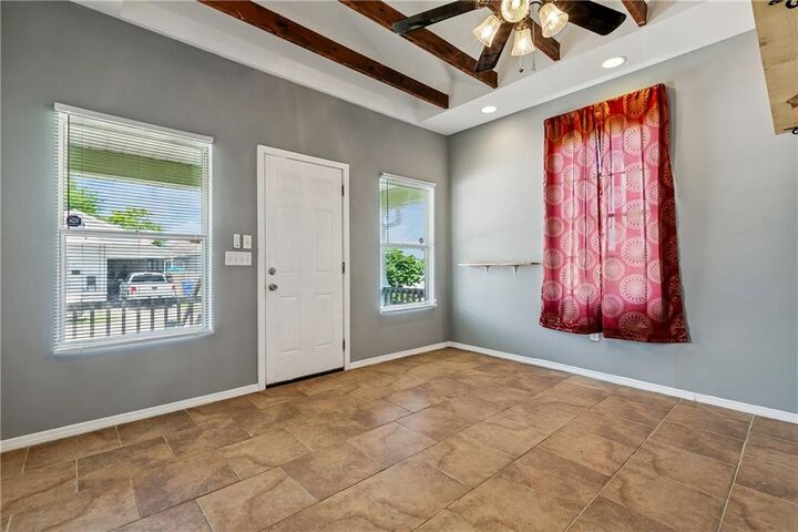 Property Photo:  413 3rd Avenue  LA 70058 