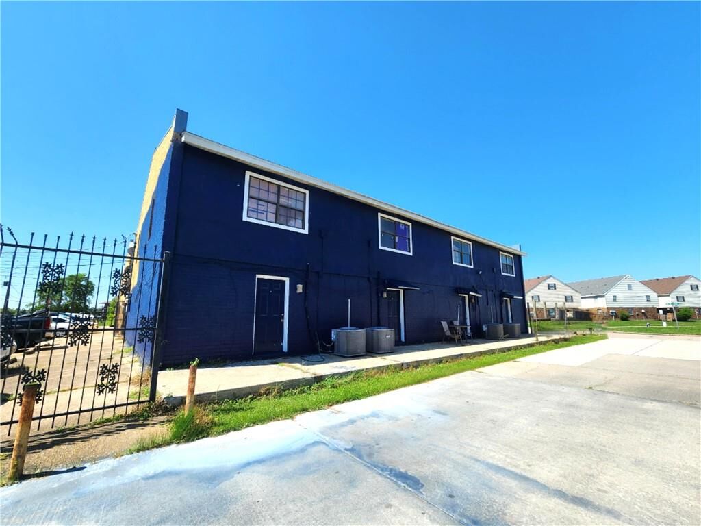 Property Photo:  4257 Lac St Pierre Drive B  LA 70058 
