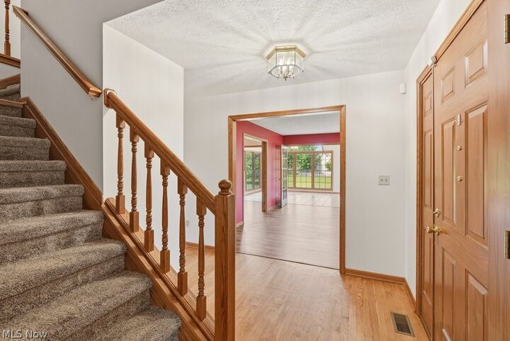 Property Photo:  2285 Thoroughbred Drive  OH 44281 