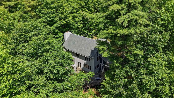 Property Photo: 10 Eaton Road NH 03031