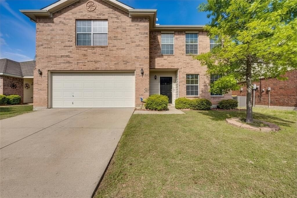 Property Photo:  158 Washington Way  TX 76084 