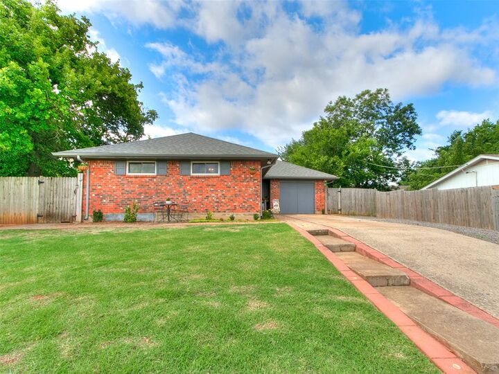 Property Photo: 3200 Birch Lane OK 73034
