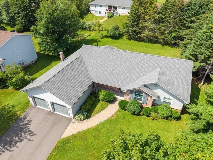 Property Photo:  77 Parkside Drive  PE C1E 1M8 