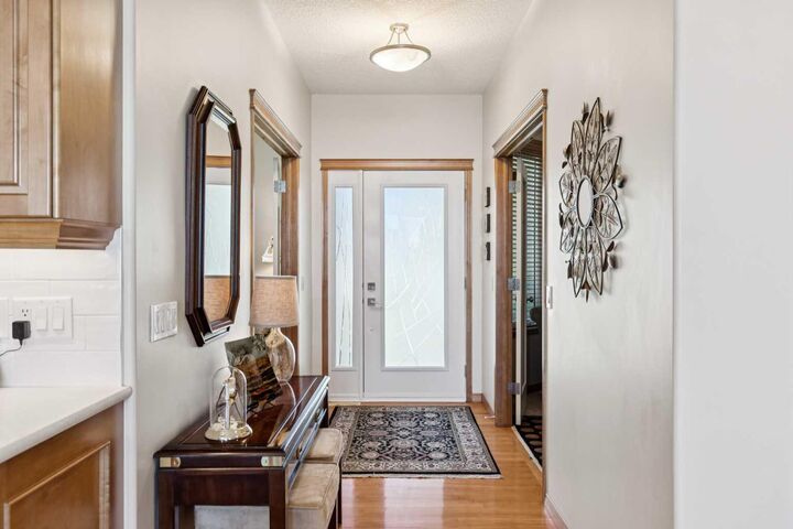 Property Photo:  511 Rocky Ridge Drive NW  AB T3G 5C3 