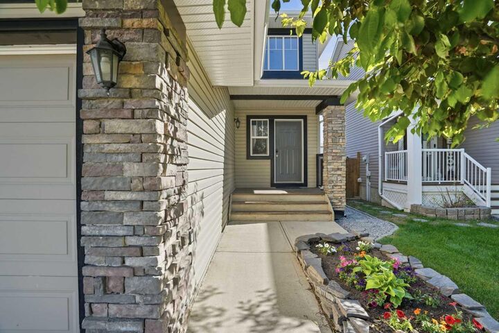Property Photo: 207 Sagewood Drive SW AB T4B 3B3
