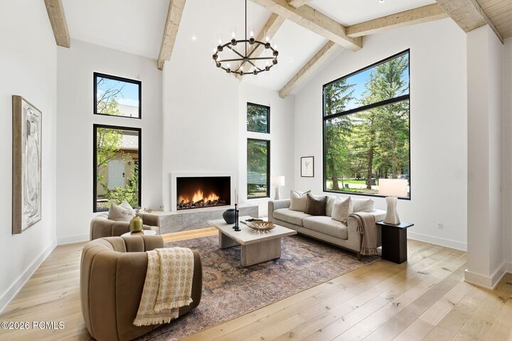 Property Photo:  5272 Heather Lane  UT 84098 