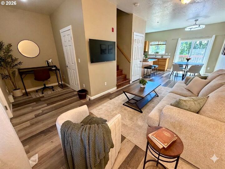 Property Photo:  695 SE 197th Ave  OR 97233 