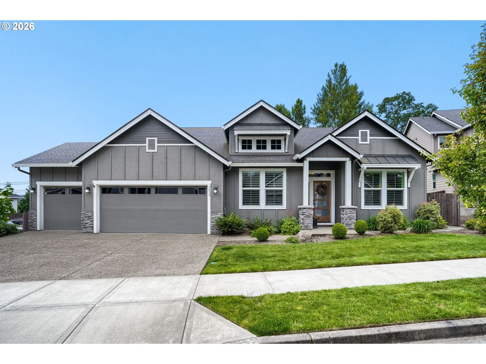 Property Photo:  9629 N Boxwood St  WA 98607 