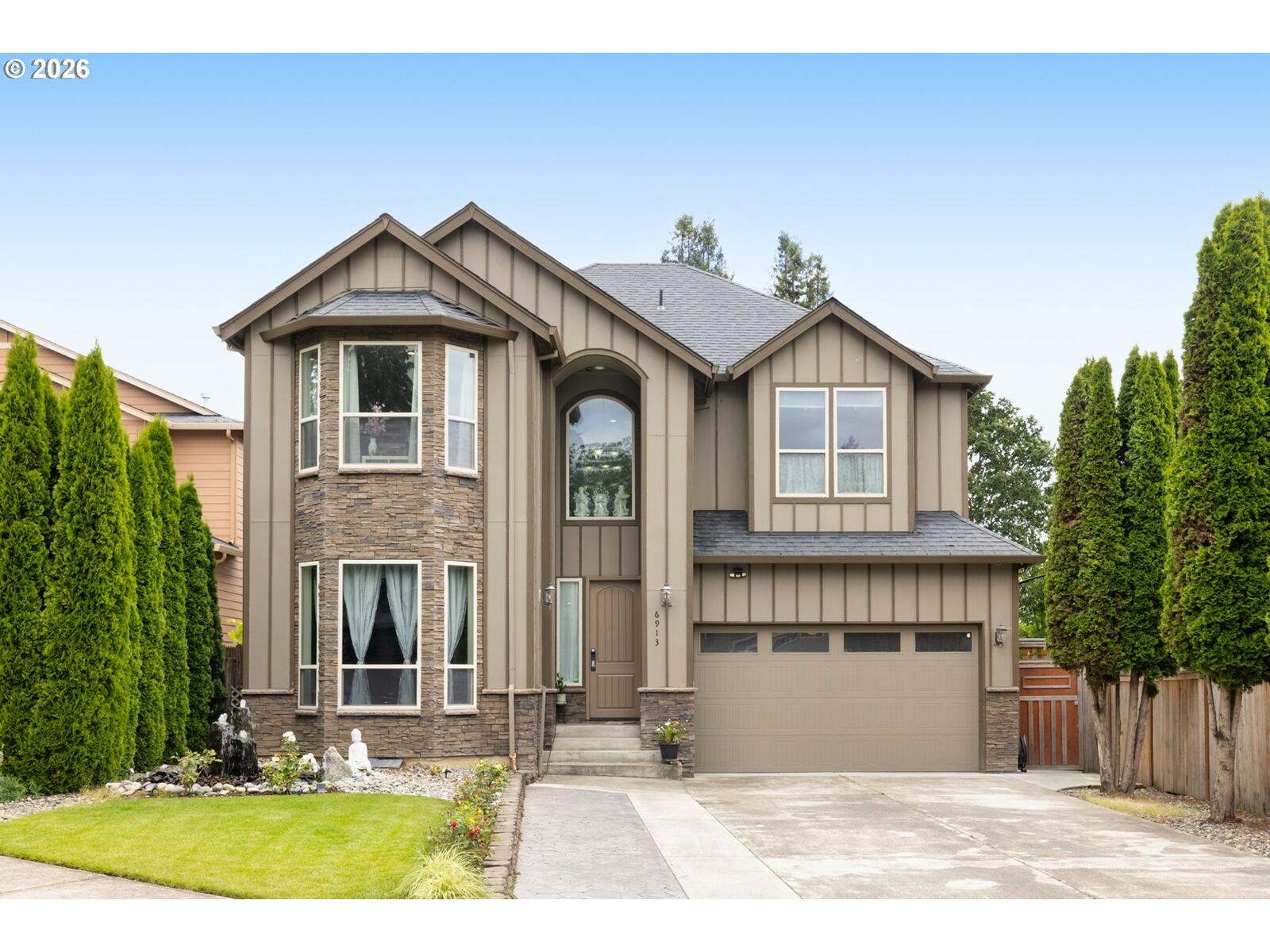 Property Photo:  6913 NE 28th Ave  WA 98665 