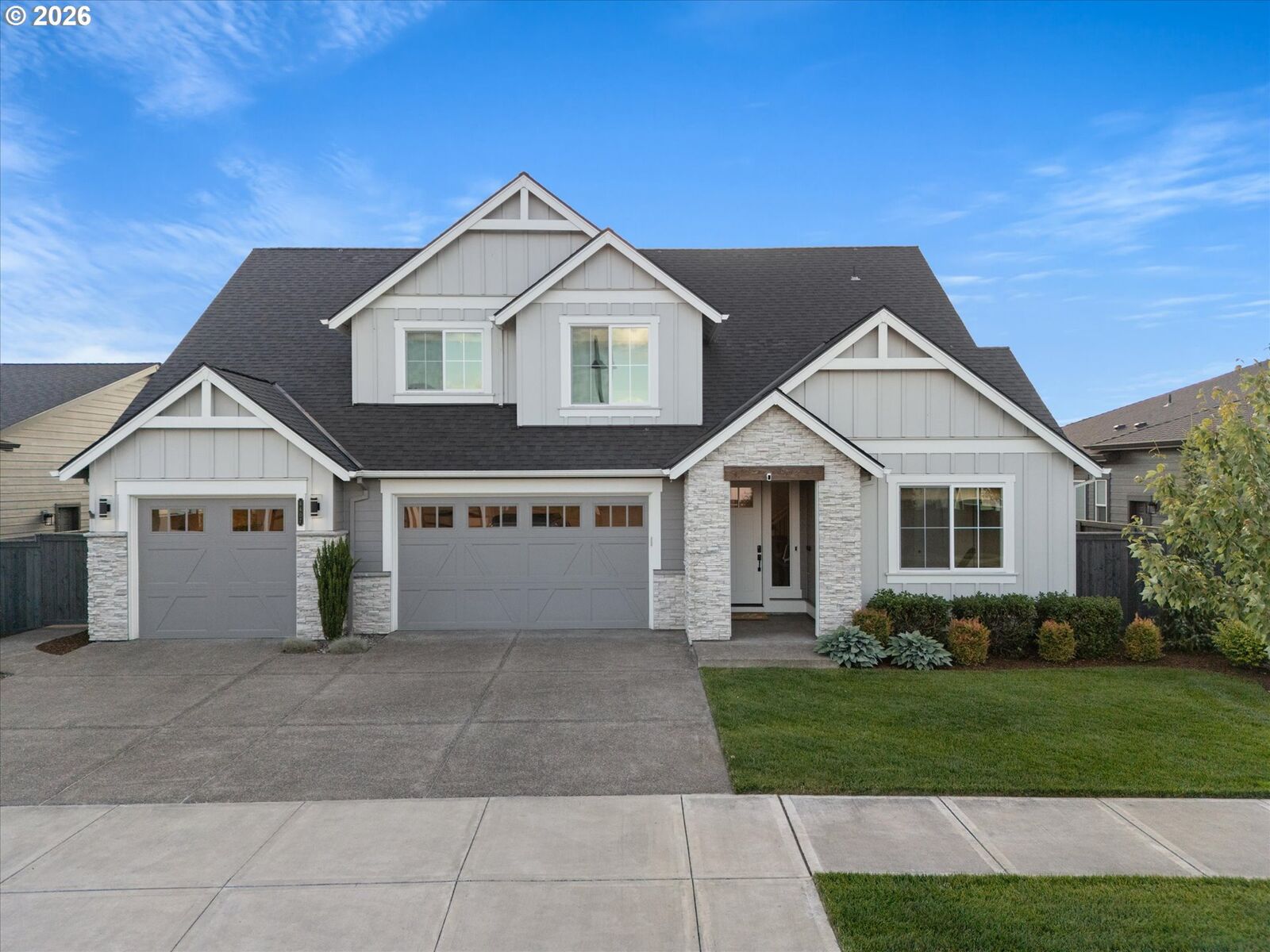 Property Photo:  4407 SE 59th Ave  OR 97123 