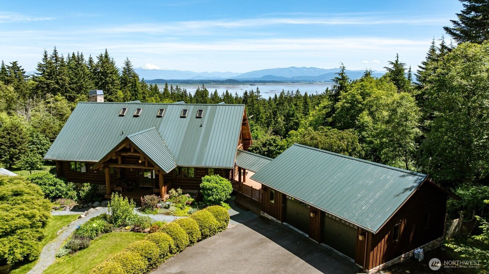 Property Photo:  3256  Killion Lane  WA 98277 