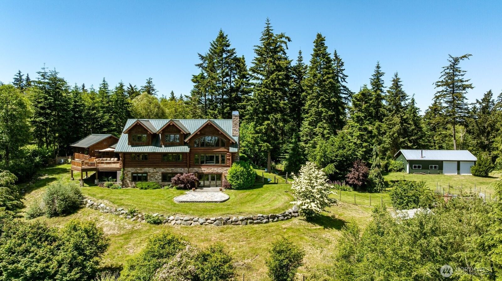 Property Photo: 3256 Killion Lane WA 98277