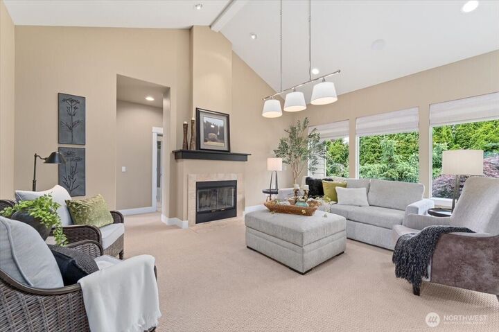 Property Photo:  105  Pickens Street  WA 98801 