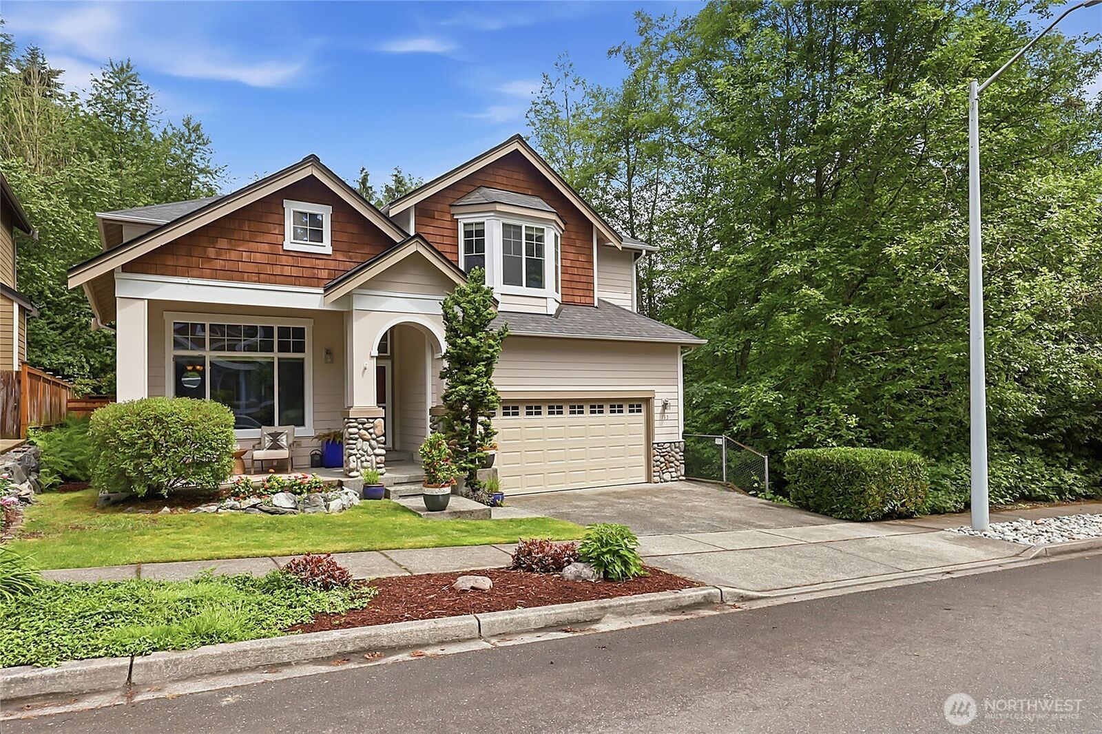 Property Photo:  115  170th Street SE  WA 98012 