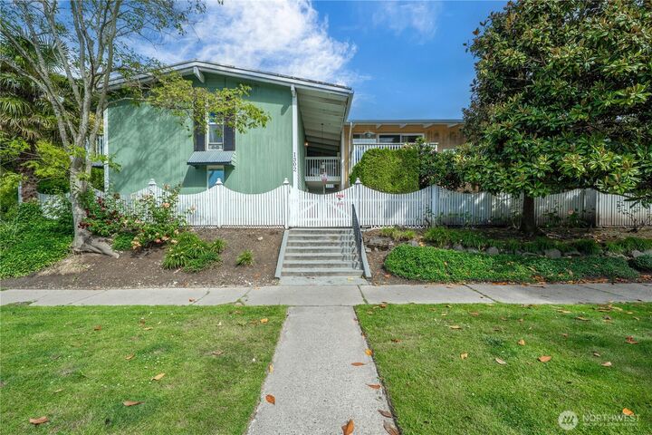 Property Photo: 1302 N 6th Street 5 WA 98403