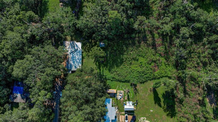 Property Photo:  309 Hatten Ln  FL 32145 