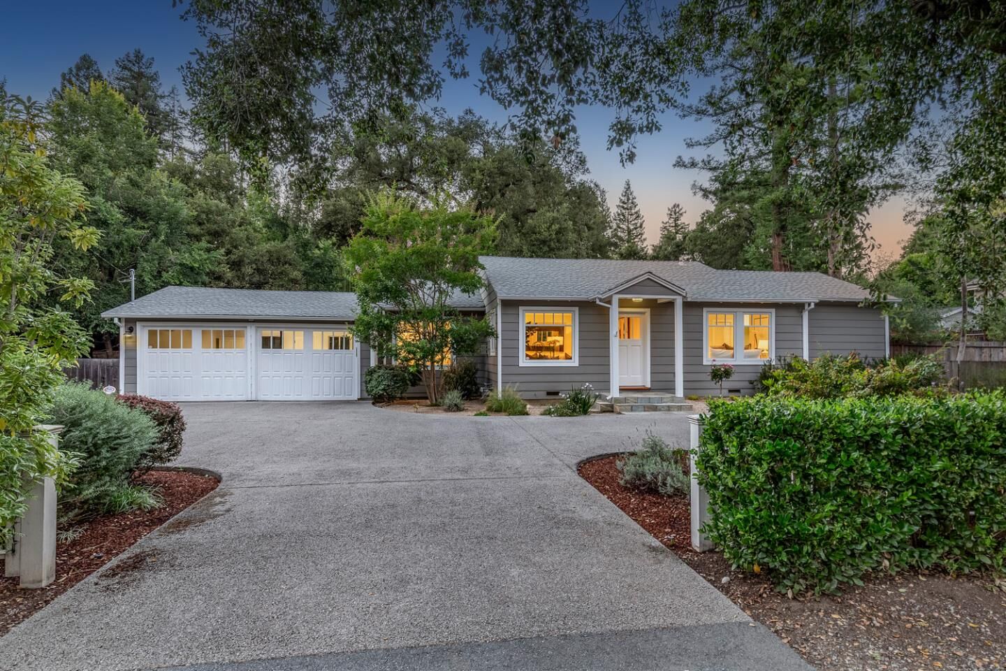 Property Photo:  3270 Woodside Road  CA 94062 