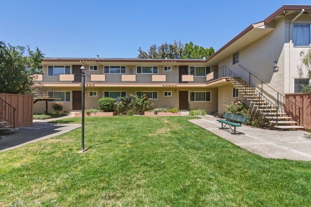 Property Photo: 1337 Phelps Avenue 9 CA 95117