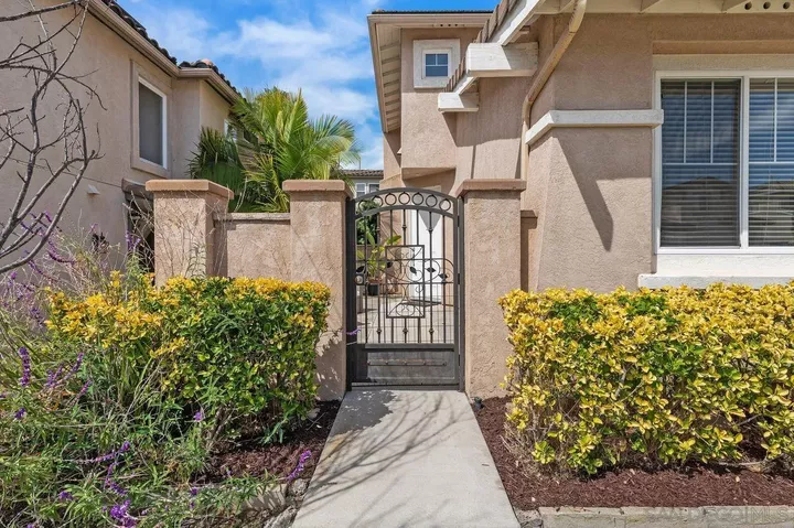 Property Photo:  926 Bryce Canyon Ave  CA 91914 