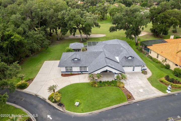 Property Photo:  802 Florencia Circle  FL 32780 