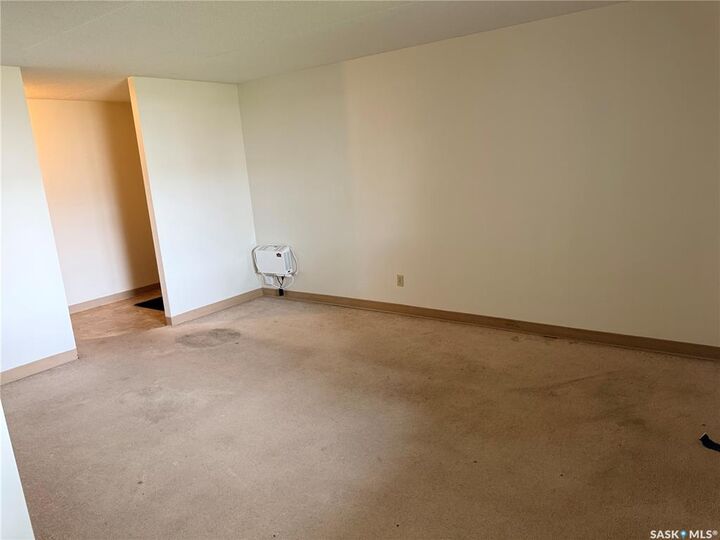 Property Photo: 19 Centennial Street 12 SK S4S 6P8
