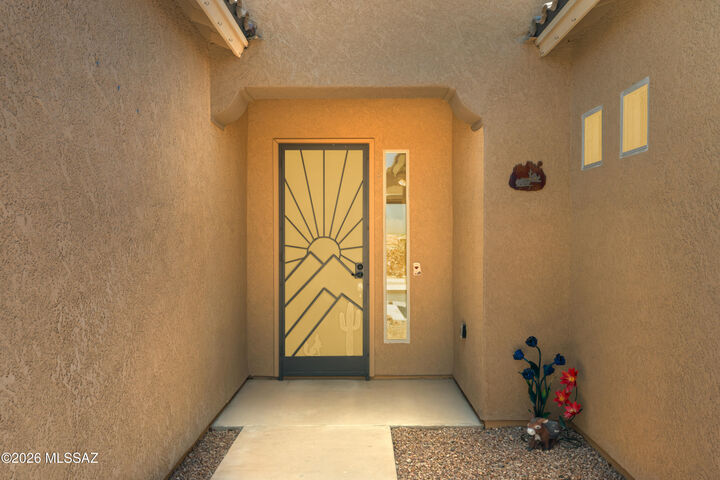 Property Photo:  906 N Camino Cerro Morado  AZ 85614 