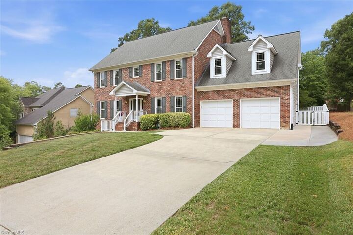 Property Photo: 2903 Beckworth Court NC 27282