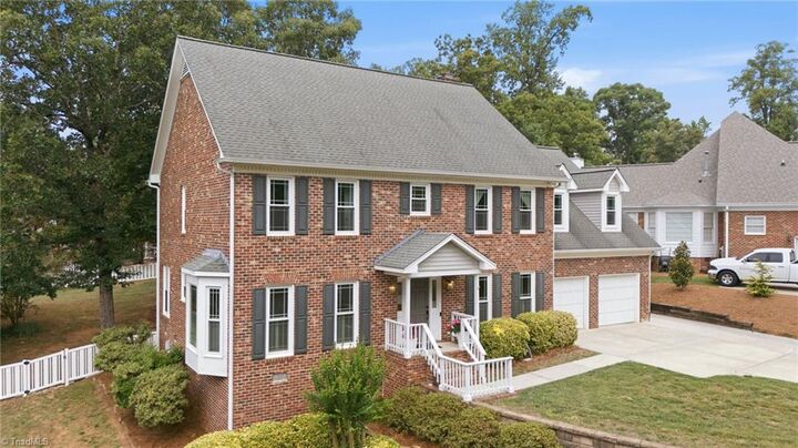 Property Photo: 2903 Beckworth Court NC 27282