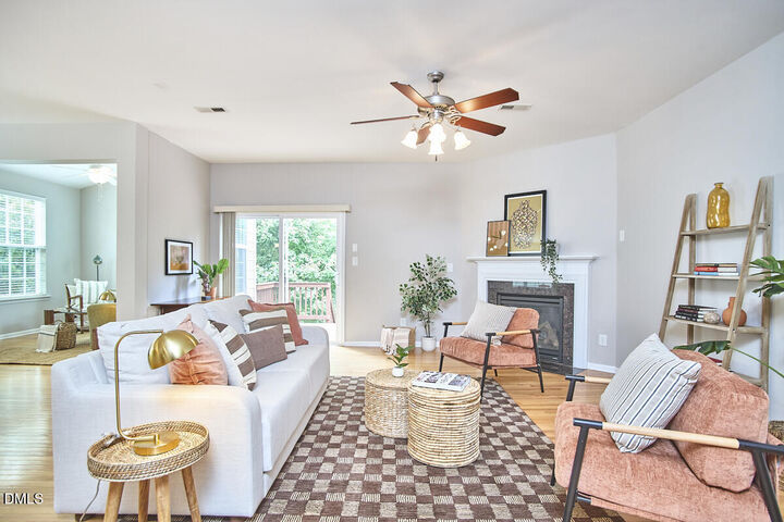 Property Photo:  304 Shorehouse Way  NC 27540 