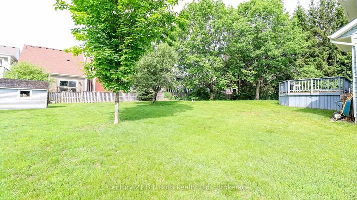 Property Photo:  3332 Grayshott Drive  ON L3V 0Y4 