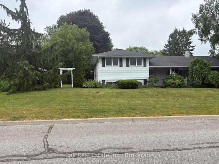 220 Ireton Street — photo 1